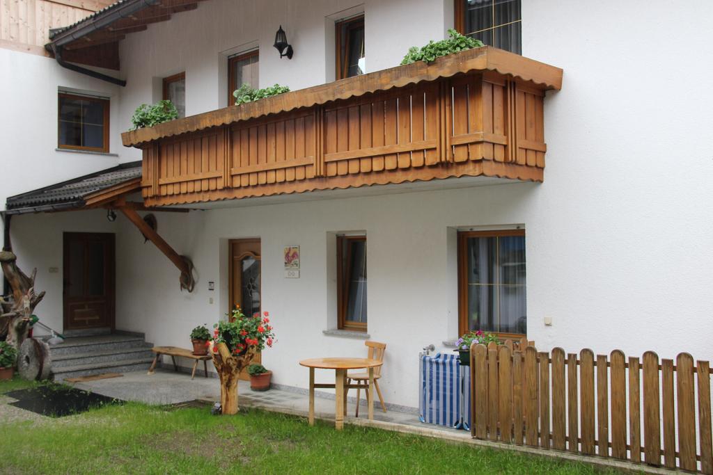 Lenzerhof Villa Lappago Ruang foto